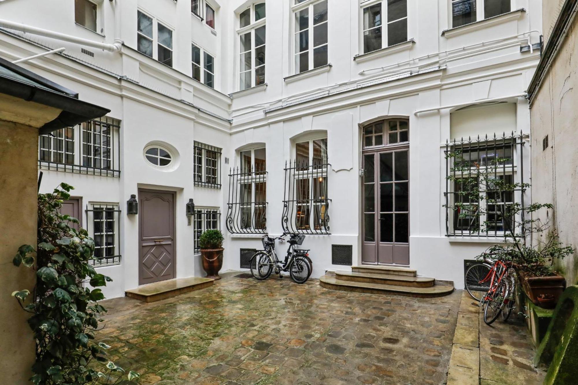 Le Marais & Place Des Vosges - Cityapartmentstay París Exterior foto